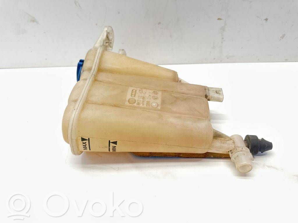 Audi A5 8T 8F Zbiornik wyrównawczy chłodziwa 