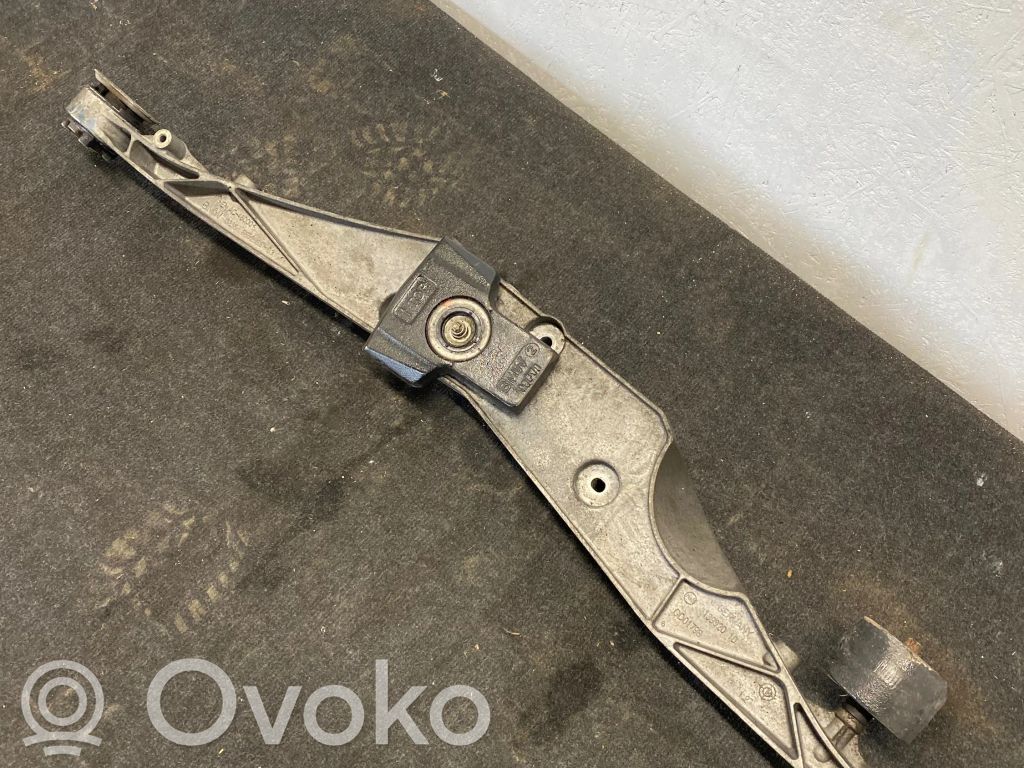 BMW X1 F48 F49 Rear differential/diff mount bracket 