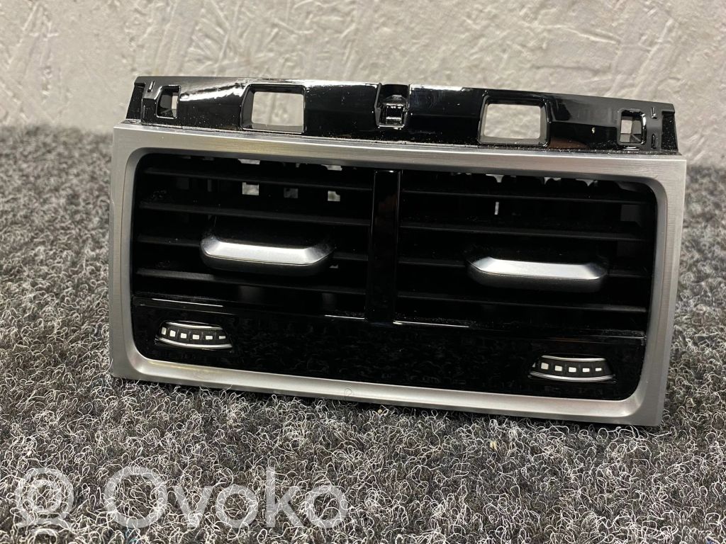 BMW 7 G11 G12 Rear air vent grill 