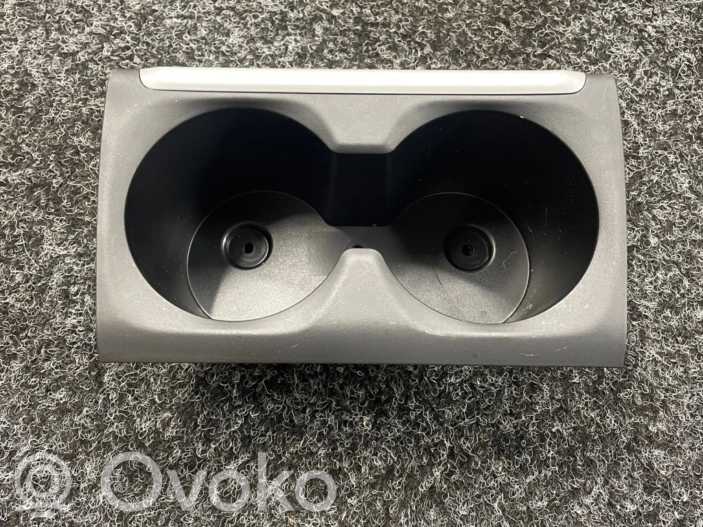 BMW X1 U11 Cup holder front 