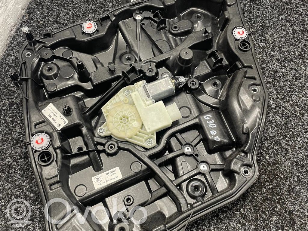 BMW 5 G30 G31 G38 Elektryczny podnośnik szyby drzwi tylnych 
