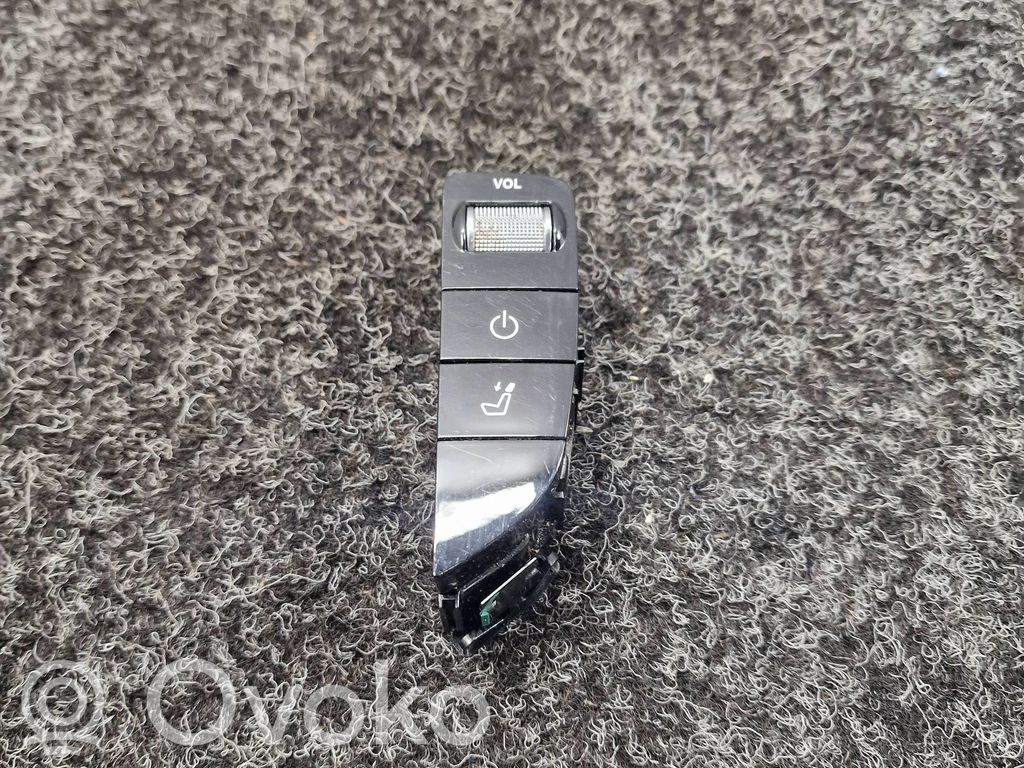 Mercedes-Benz E W213 Head unit multimedia control 