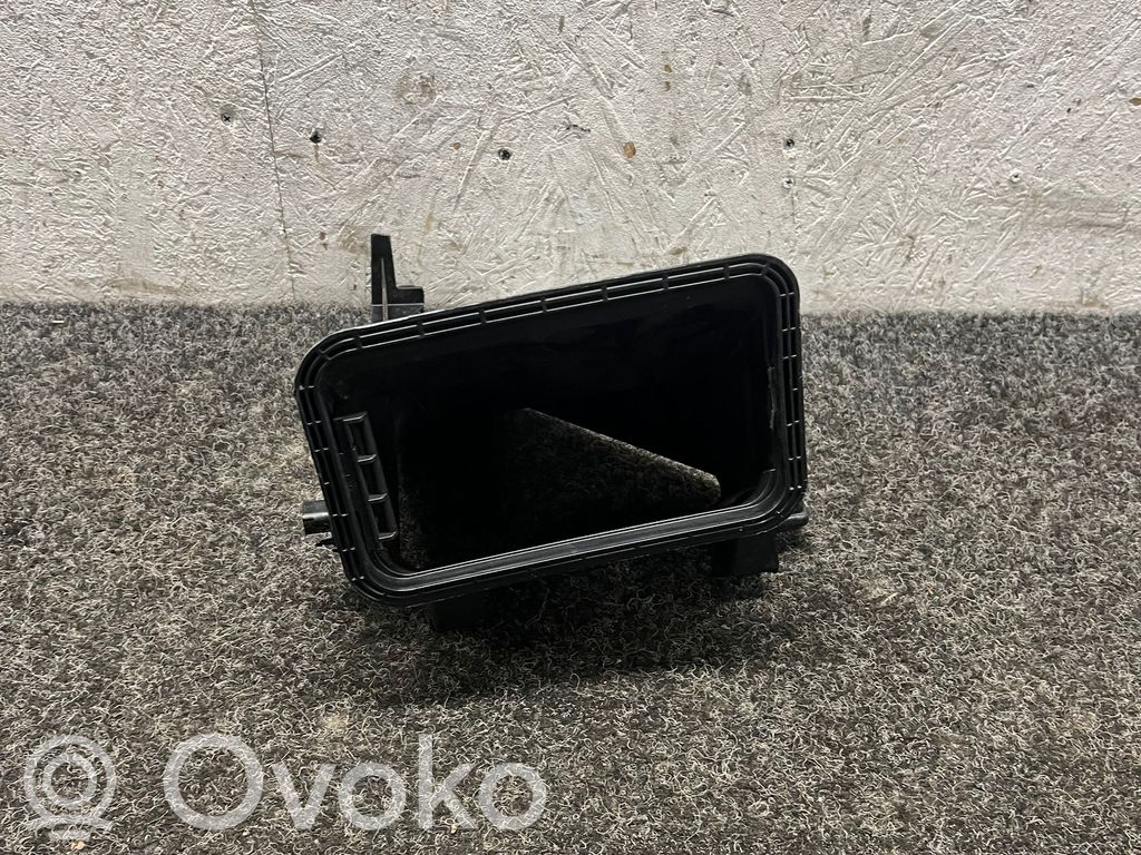 BMW X5 F15 Pokrywa mikrofiltra kabiny 