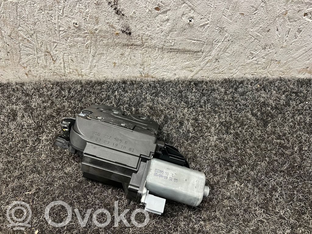 Porsche Macan (95B) Tailgate/trunk/boot lock/catch/latch 