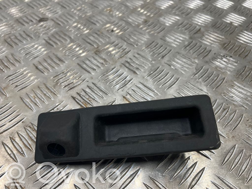 BMW 2 F22 F23 Tailgate handle with camera 