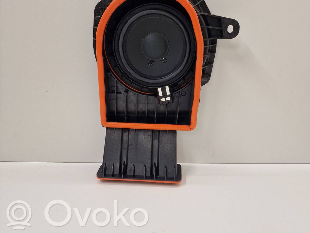 BMW X1 U11 Altavoz de la puerta delantera 