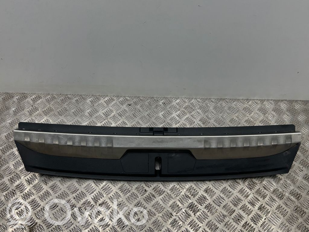 BMW 3 G20 G21 Osłona pasa bagażnika 