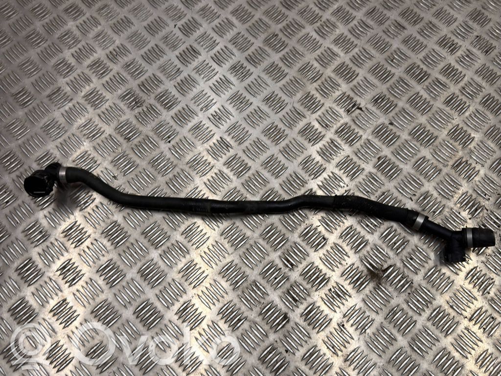 BMW 3 G20 G21 Conductă/furtun lichid de răcire motor 