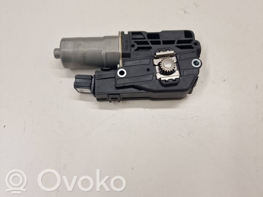 Moottori/käyttölaite   9538190