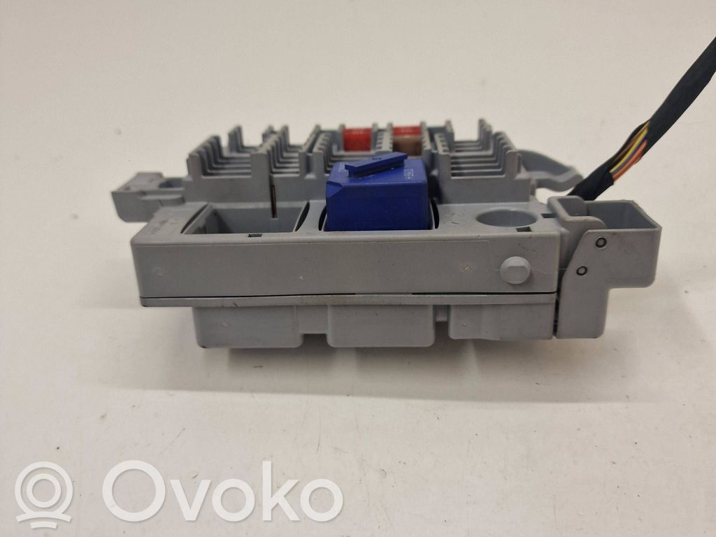 BMW 7 G11 G12 Módulo de fusible 