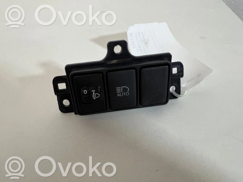 Toyota C-HR I Headlight level height control switch 