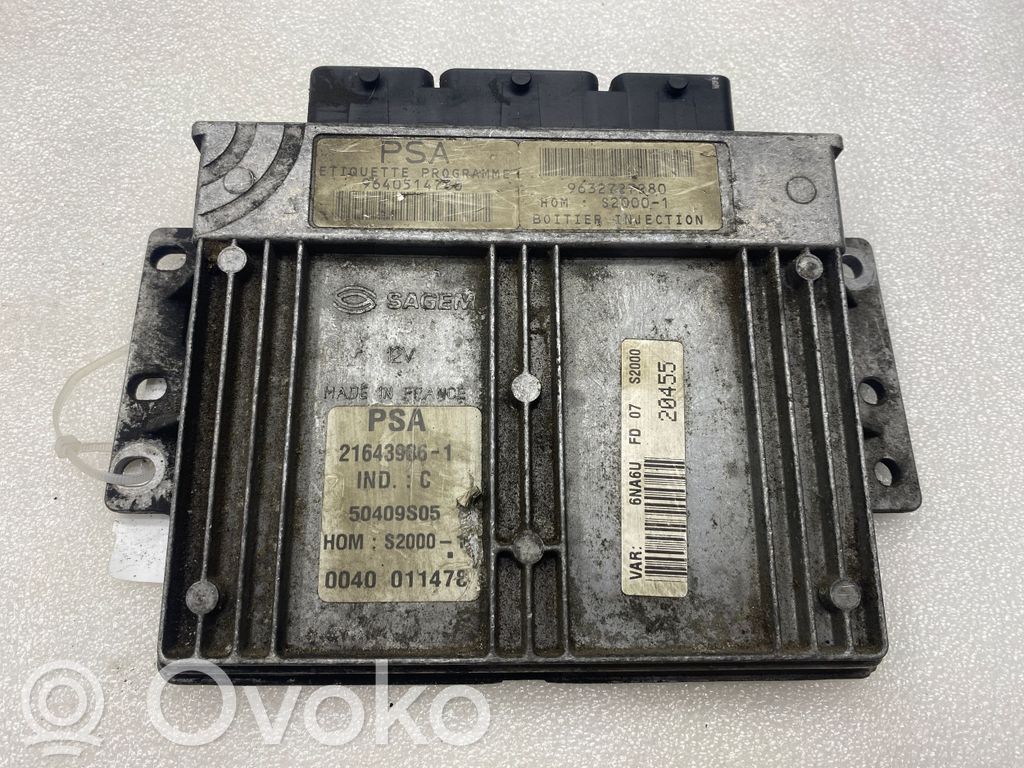 Citroen Xsara Picasso Engine control unit/module 
