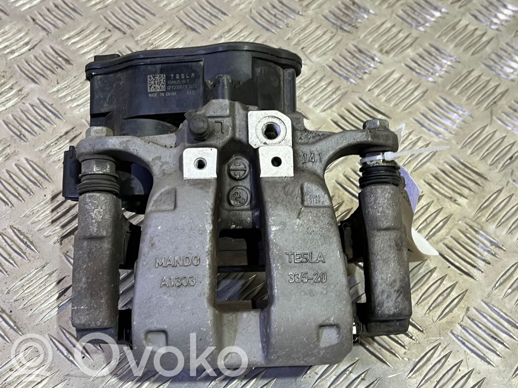 Tesla Model 3 Galinis suportas 