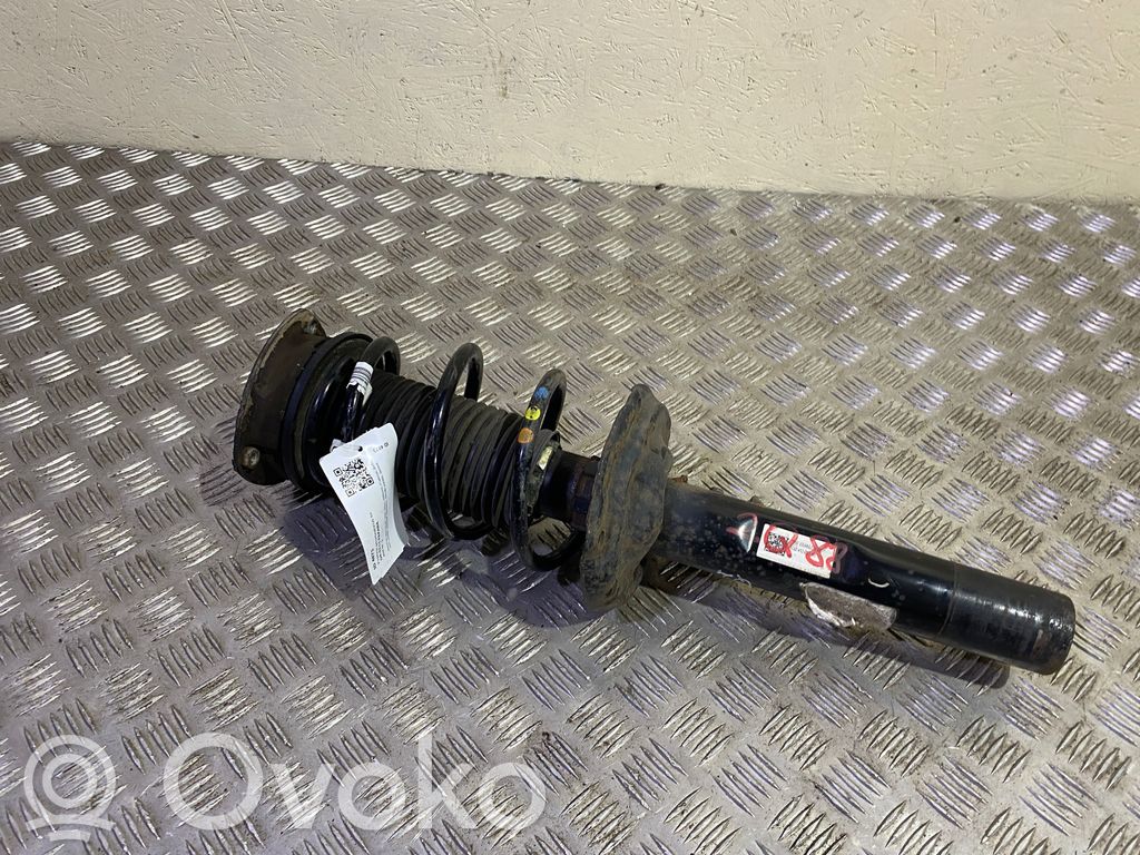 Audi Q2 - Amortyzator osi przedniej ze sprężyną 