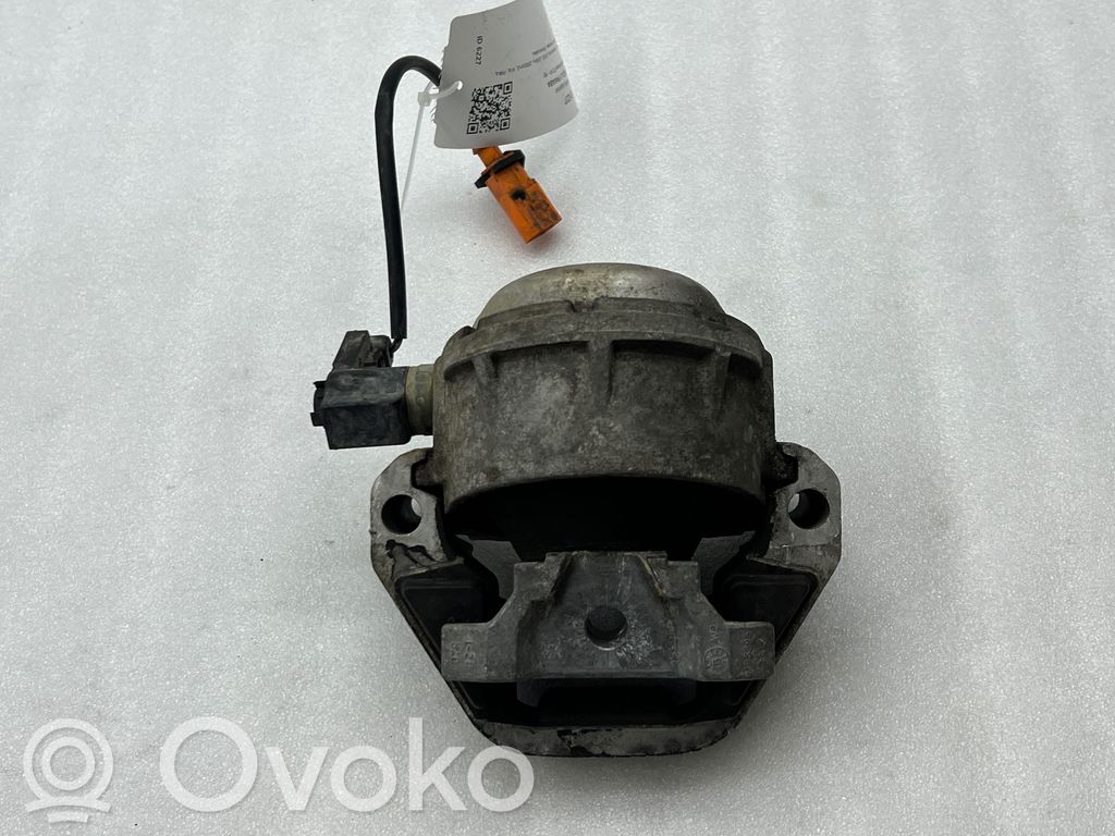 Audi A6 Allroad C7 Engine mount bracket 