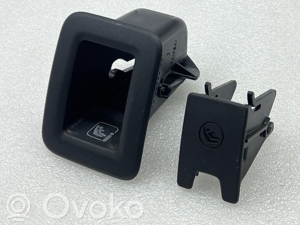 ISOFIX-kotelo   81A887233A