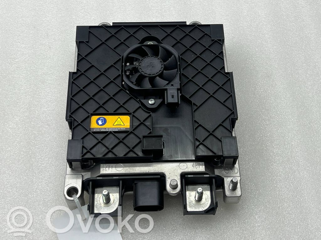 Suzuki Vitara (LY) Voltage converter inverter 