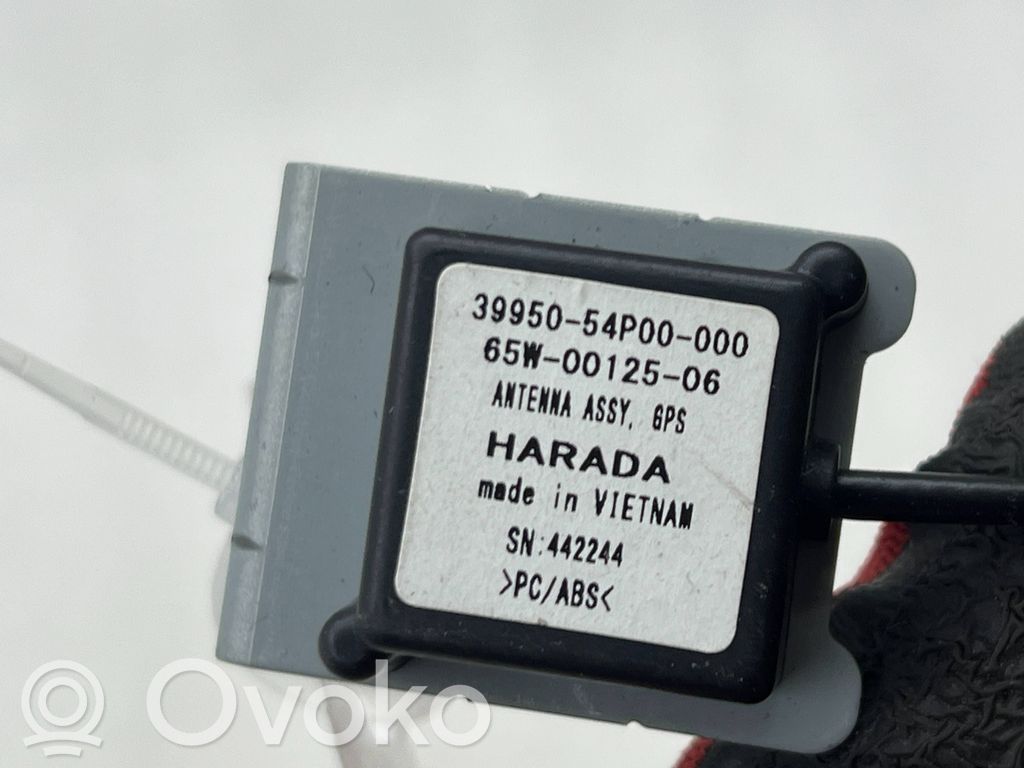 Suzuki Vitara (LY) Aerial GPS antenna 