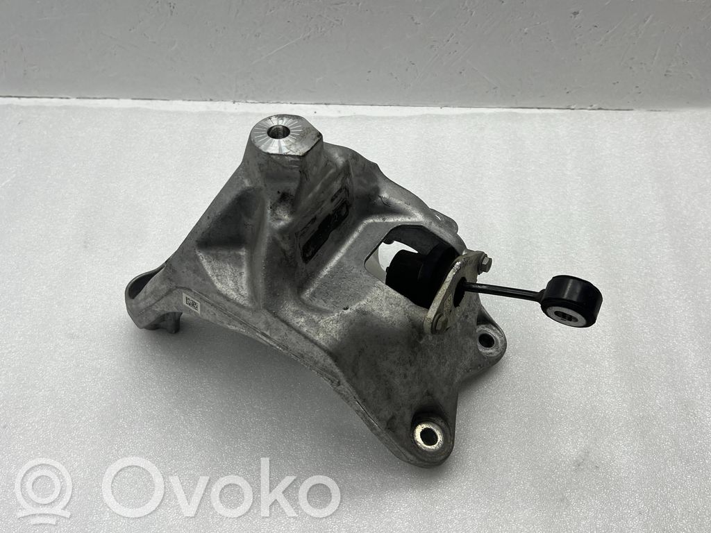 Audi A6 S6 C8 4K Engine mounting bracket 