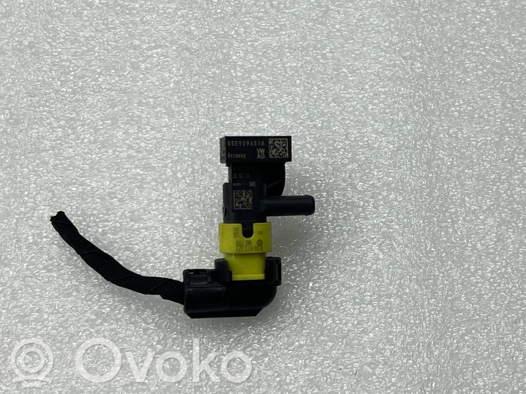 Audi A3 8Y Airbagsensor Crashsensor Drucksensor 