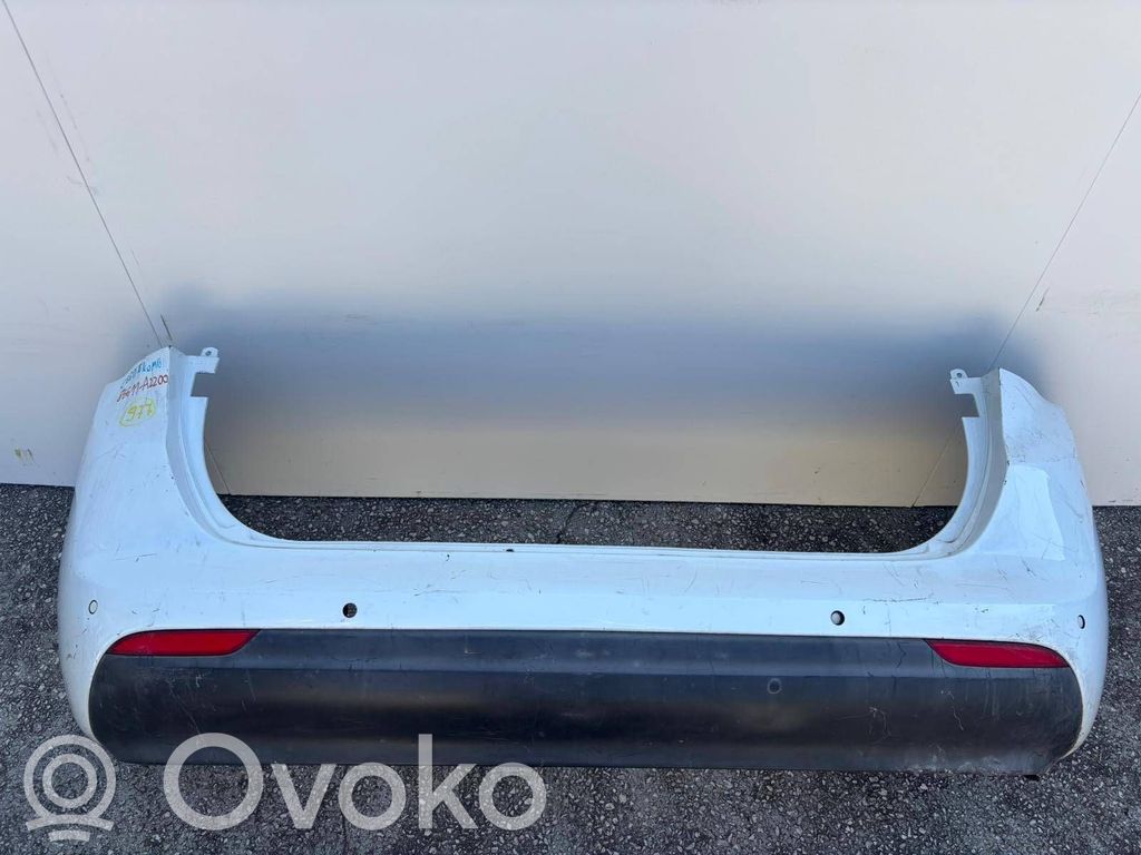 KIA Ceed Parachoques 