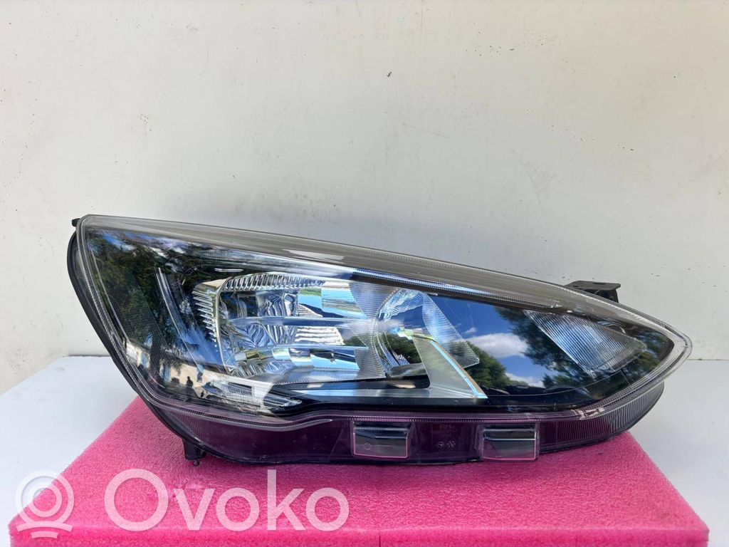 Ford Focus Priekšējais lukturis 