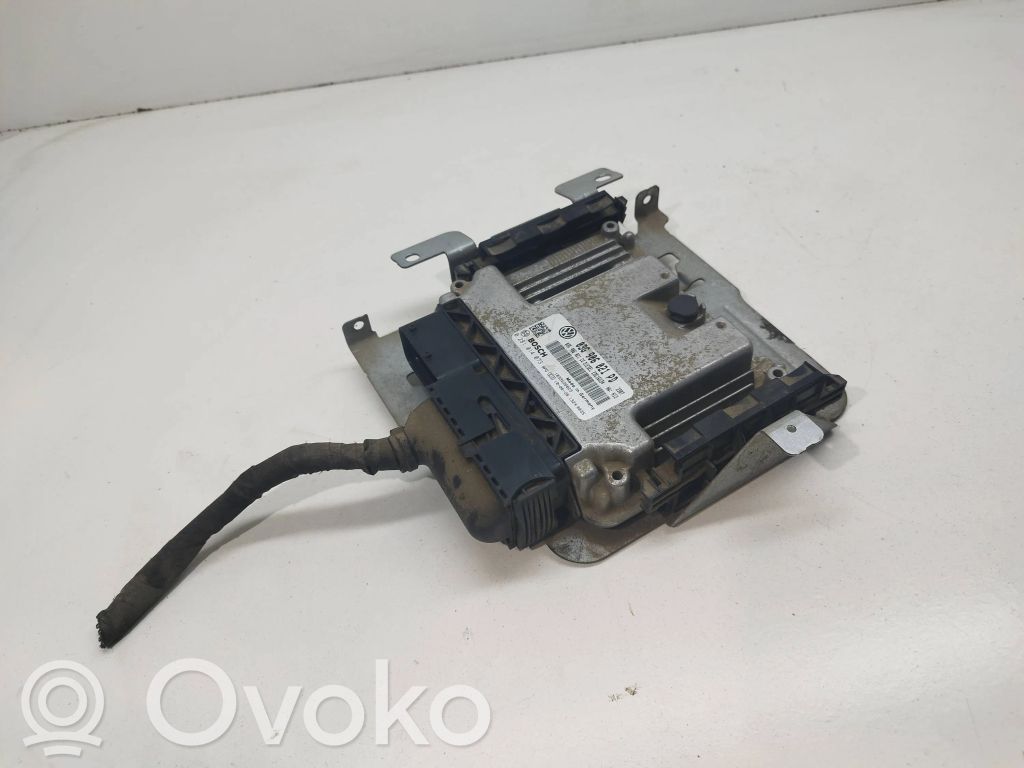 Engine control unit/module   03G906021AE,0281014073