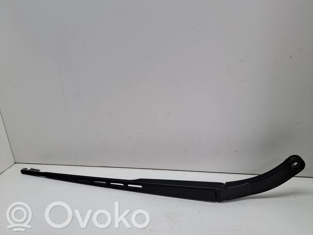 Audi A6 S6 C6 4F Ramię wycieraczki szyby przedniej / czołowej 