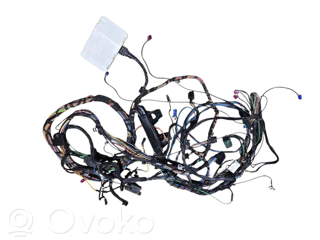 Sound system wiring loom   967385,11107810,34216531,8364862,9192478