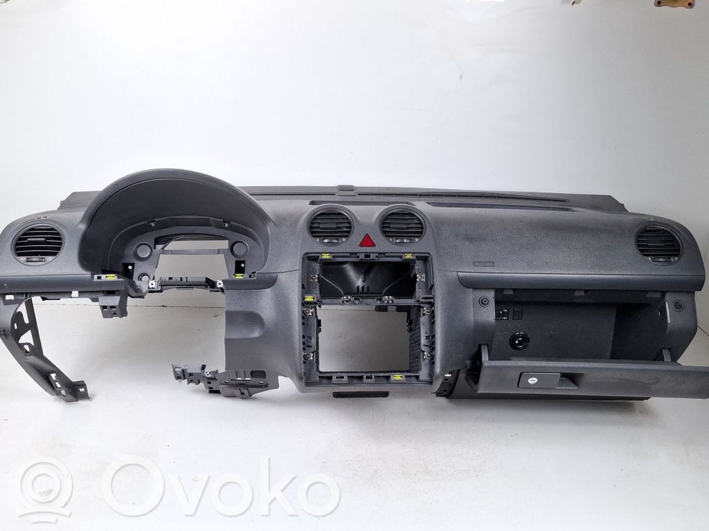 Volkswagen Caddy Panelė 