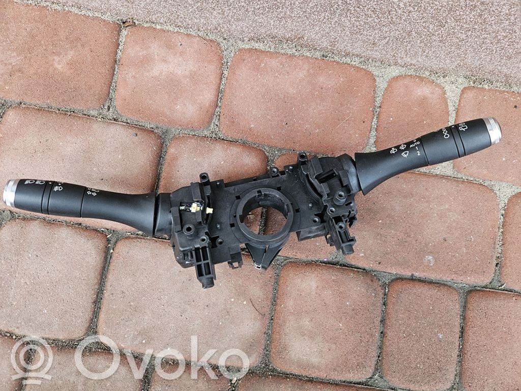Renault Zoe Interruptor/palanca de limpiador de luz de giro 