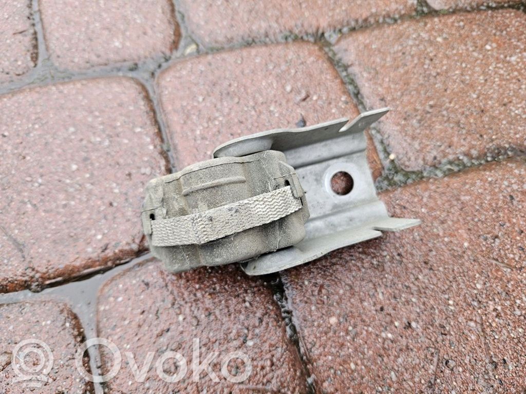Renault Megane IV Suport/bridă fixare tobă eșapament 