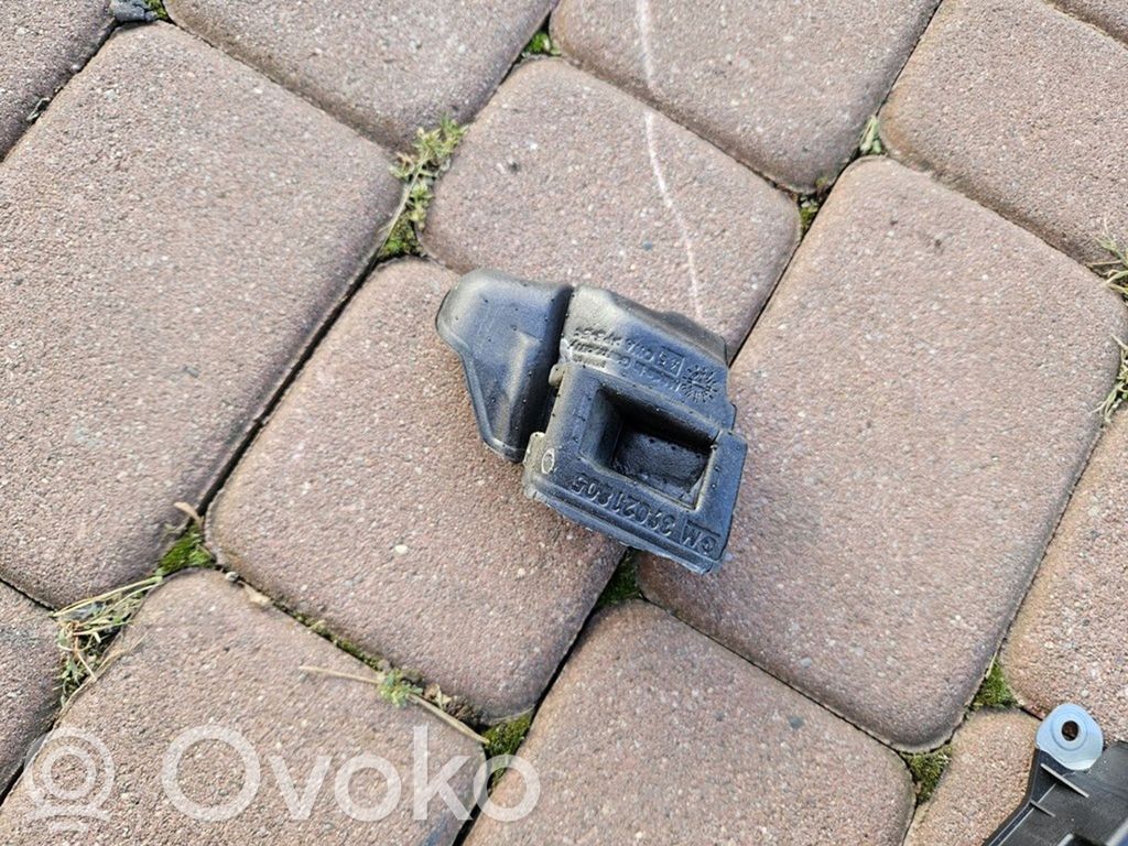 Opel Crossland X Spārna putuplasta daļa 