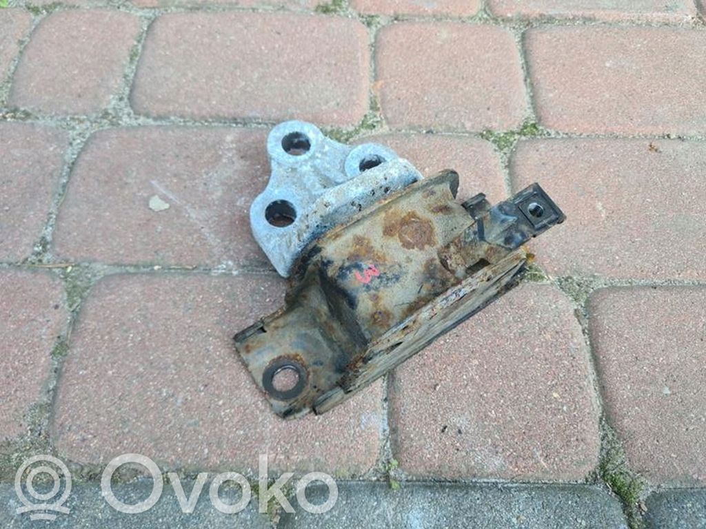 Opel Corsa D Engine mount bracket 