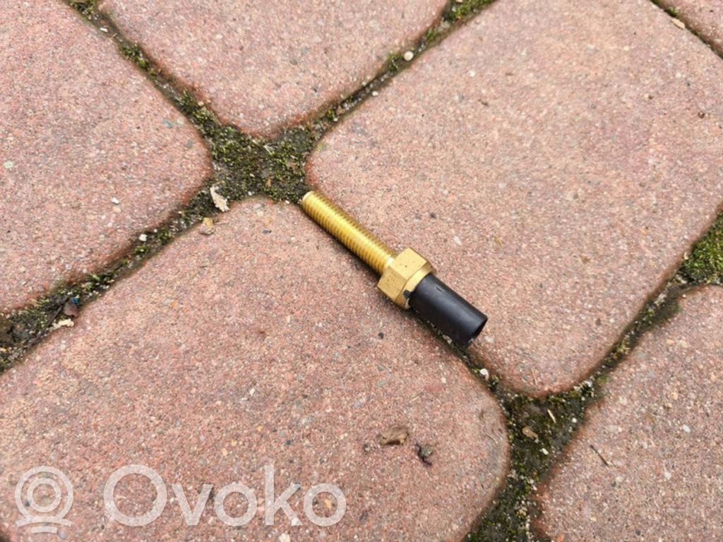 Opel Astra K Sensor de temperatura interna/externa 
