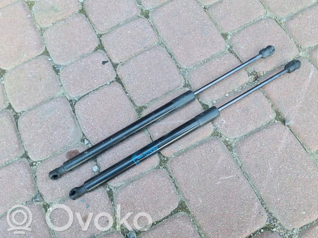 Opel Meriva B Амортизатор задней крышки 