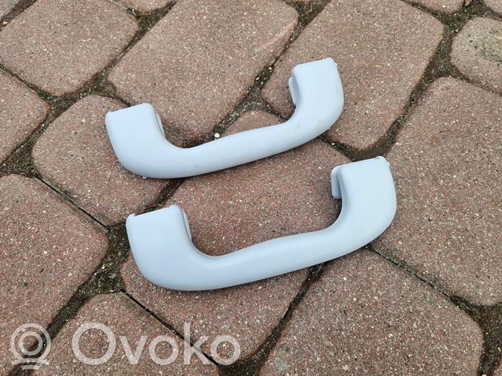Opel Corsa E Engine bonnet (hood) release handle 