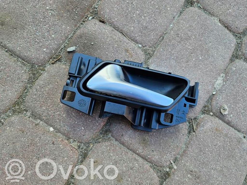 Opel Corsa F Manecilla interna puerta delantera 