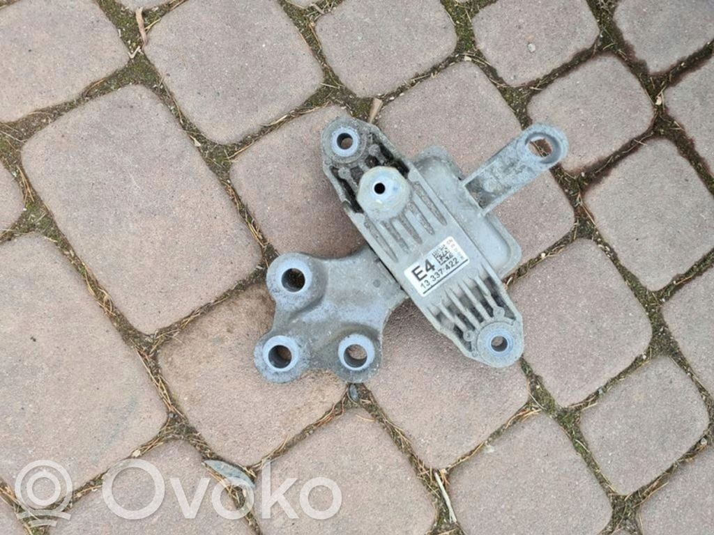 Opel Astra J Engine mount bracket 