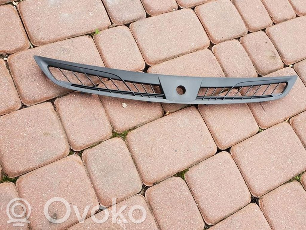 Opel Astra K Muut kojelaudan osat 