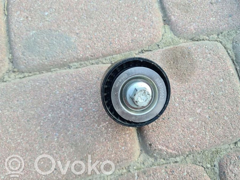 Opel Insignia B Timing belt tensioner 