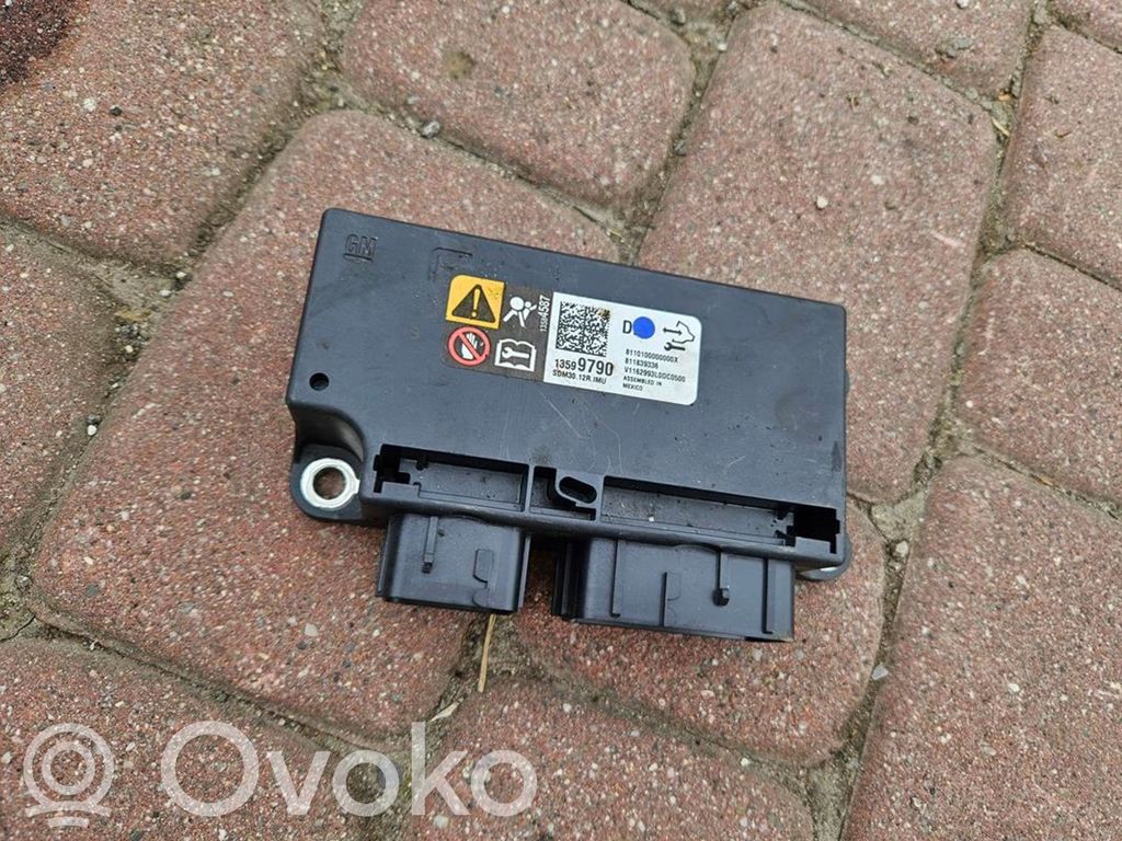 Opel Mokka X Airbag control unit/module 