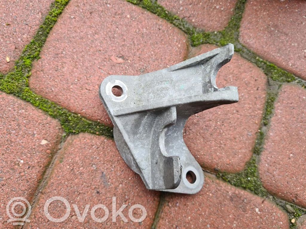 Opel Astra K Gear shift cable bracket 