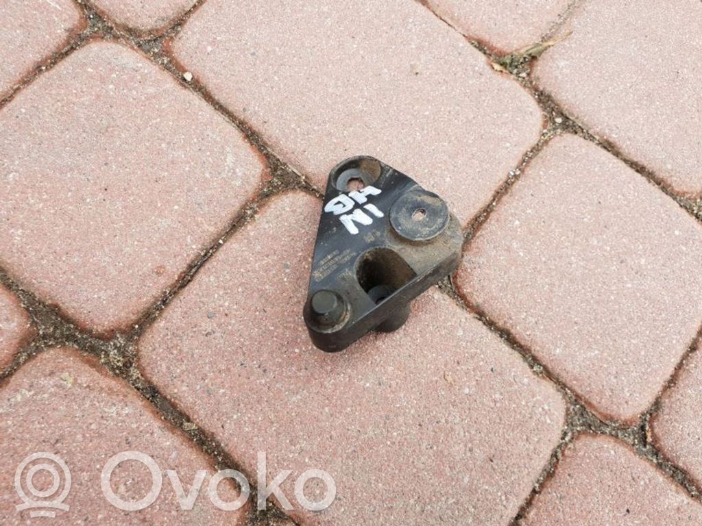 Opel Insignia A Halterung Stoßstange Stoßfänger hinten 