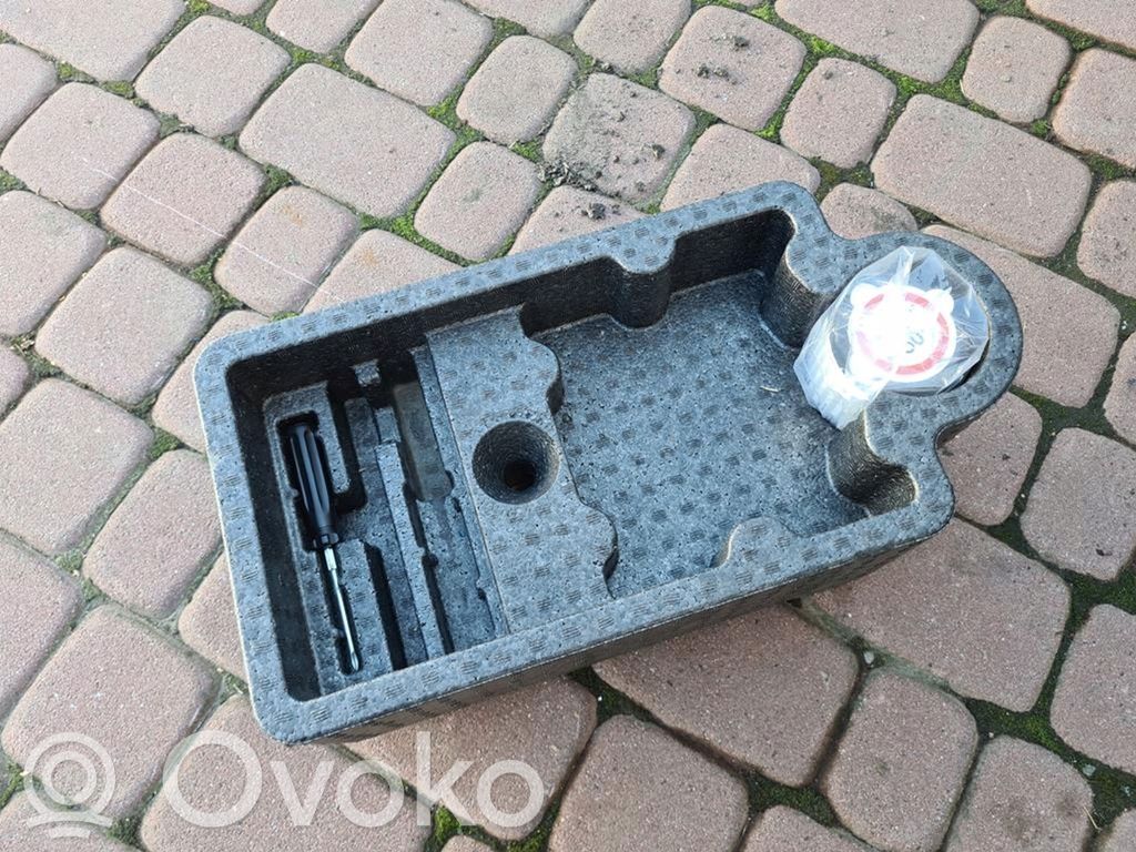 Voltmeter   22812898,78TYS