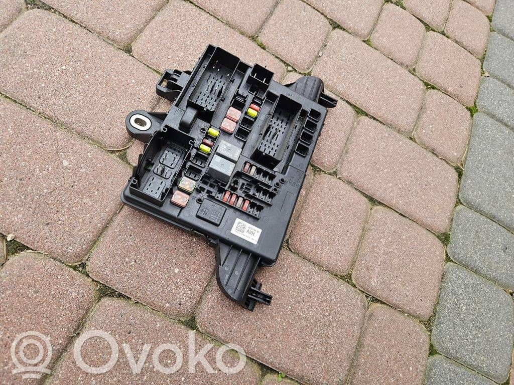 Opel Insignia A Módulo de fusible 