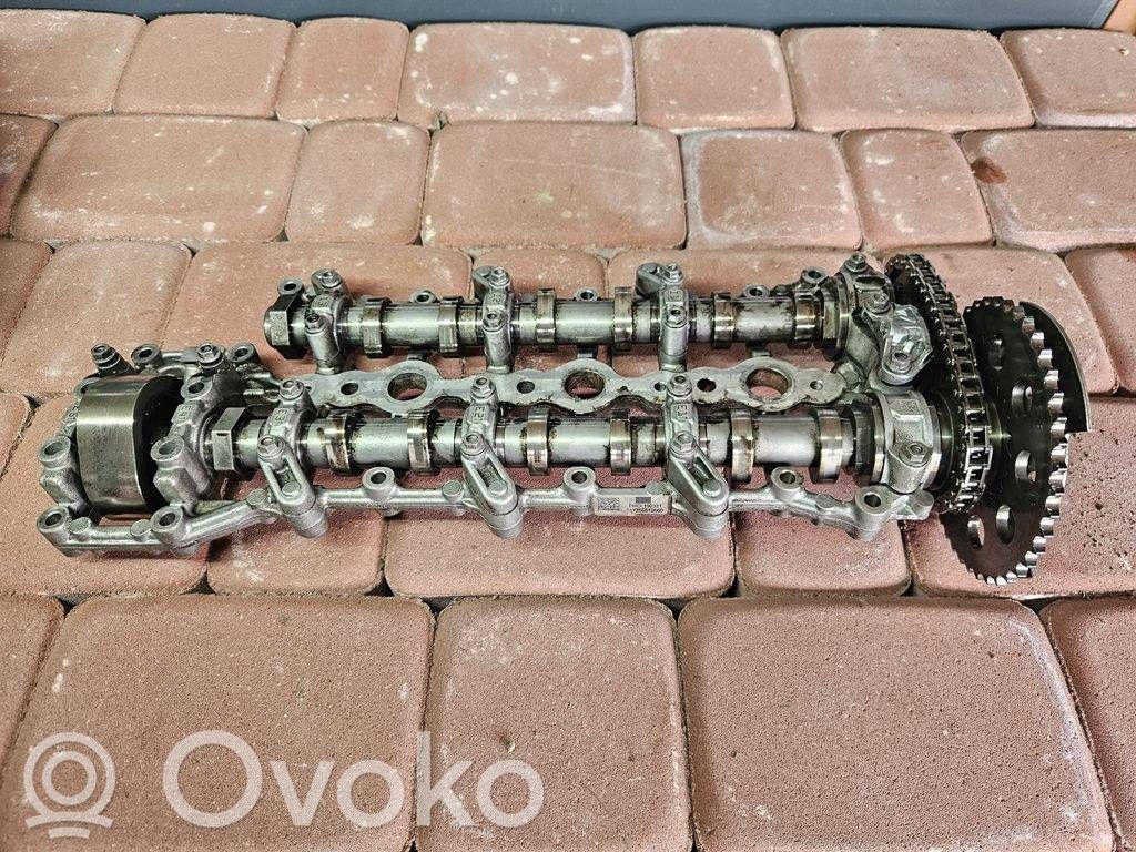 Opel Astra K Głowica silnika 