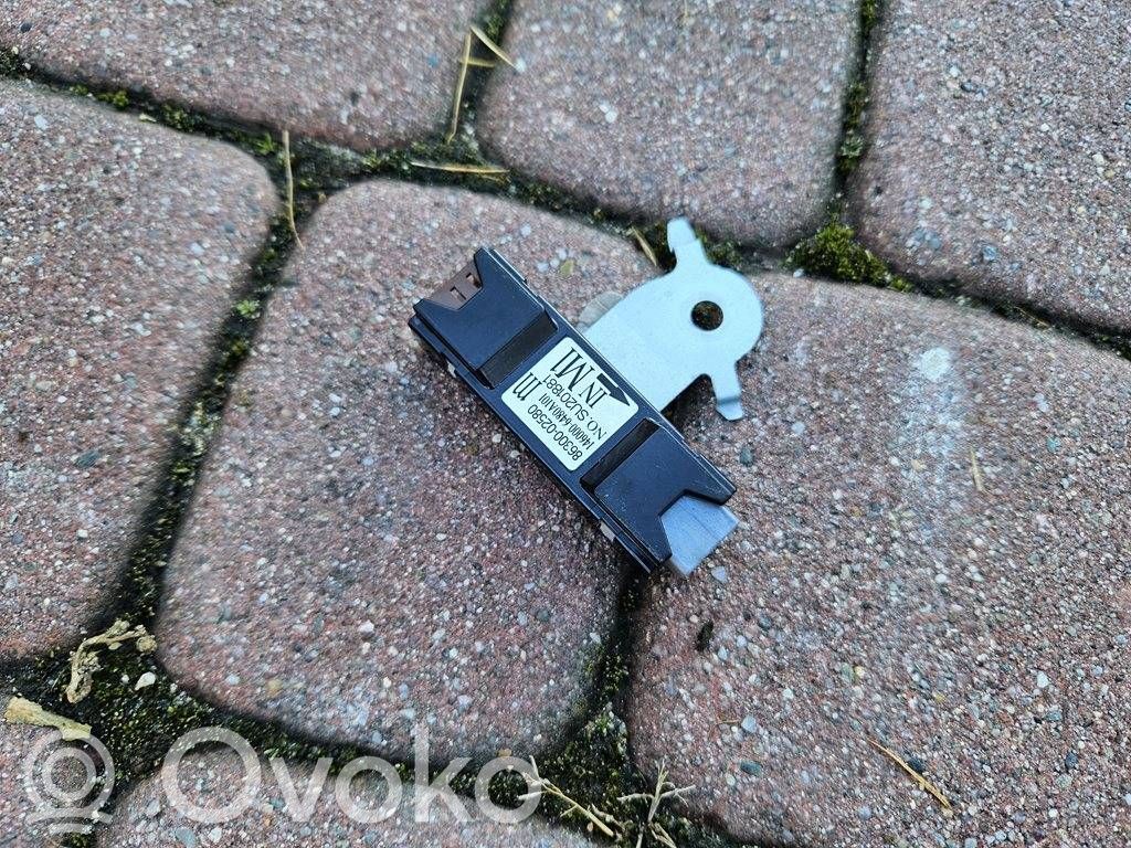 Toyota Corolla E210 E21 Antennenverstärker Signalverstärker 