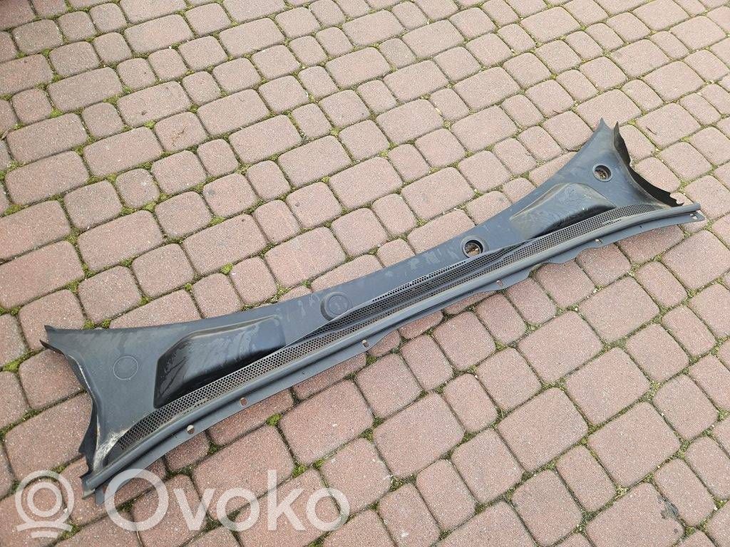 Opel Insignia B Valytuvų apdaila (-os) 