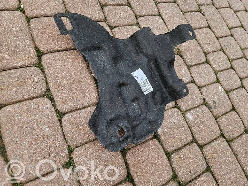 Opel Mokka B Osłona dolna silnika 